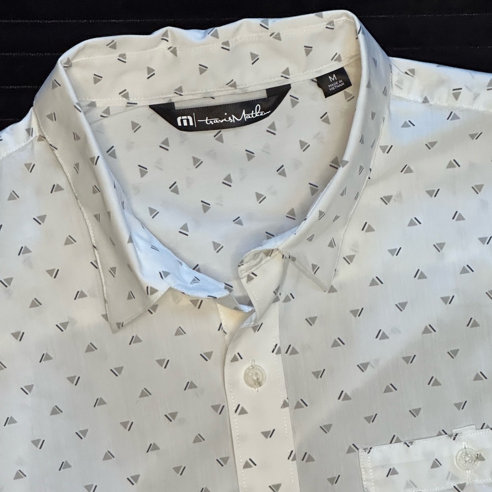 Travis Mathew White Geometric Men's Shirt